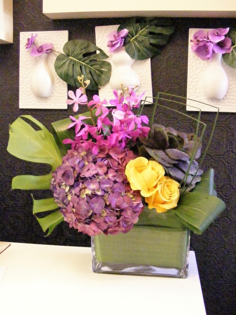 modern flower arrangement