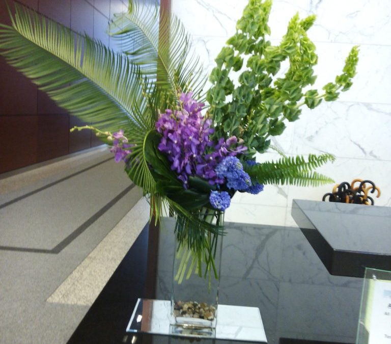 Dramatic Corporate Flowers