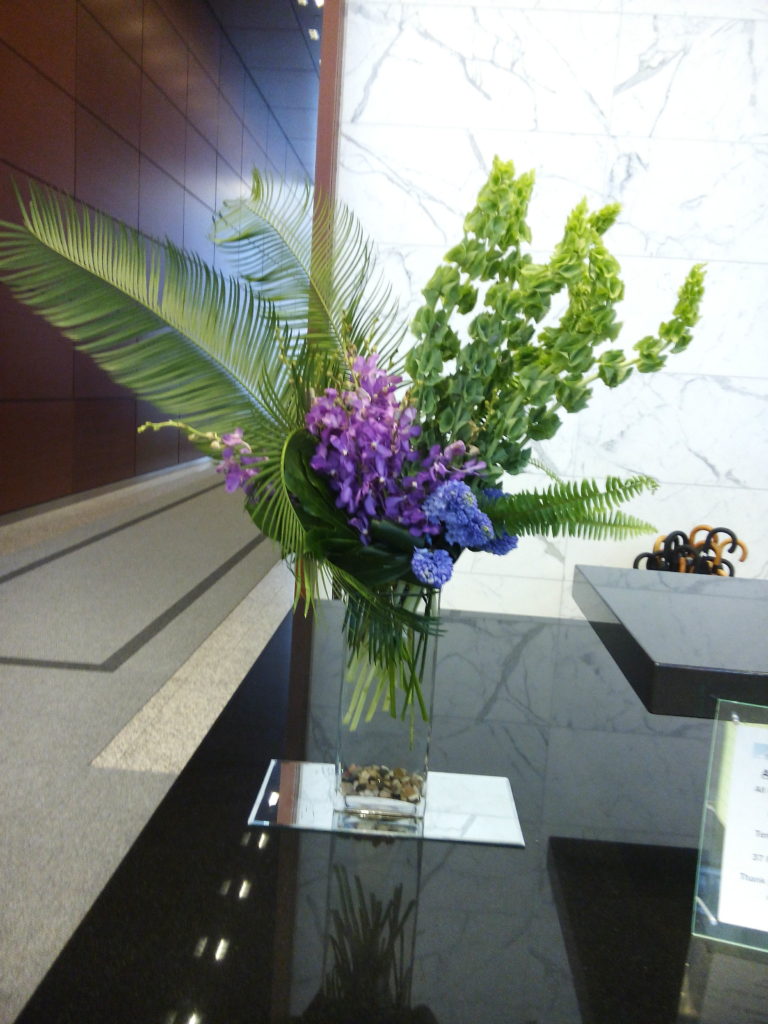 Dramatic Corporate Flowers